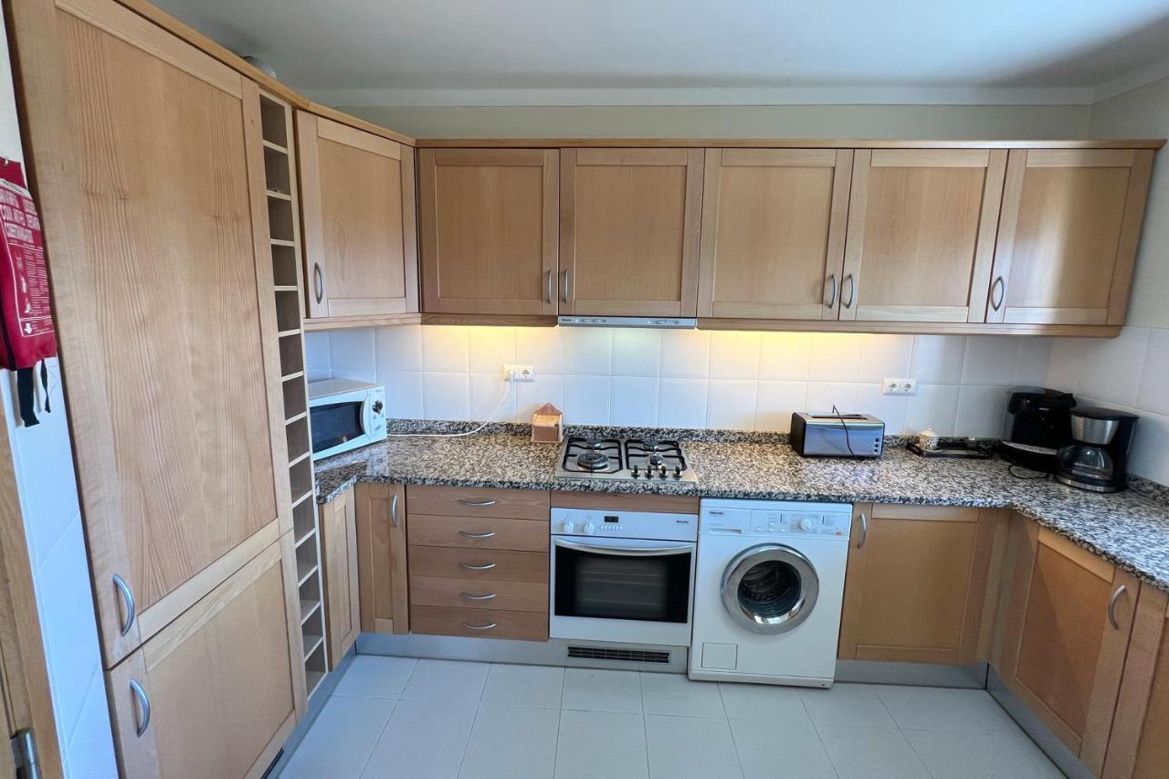 Apartment By The Beach With Parking And Wifi By Amcf Portimão Esterno foto