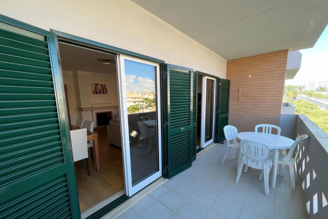 Apartment By The Beach With Parking And Wifi By Amcf Portimão Esterno foto